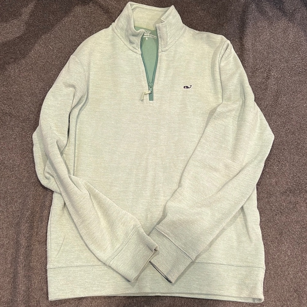 Vineyard vines zip up